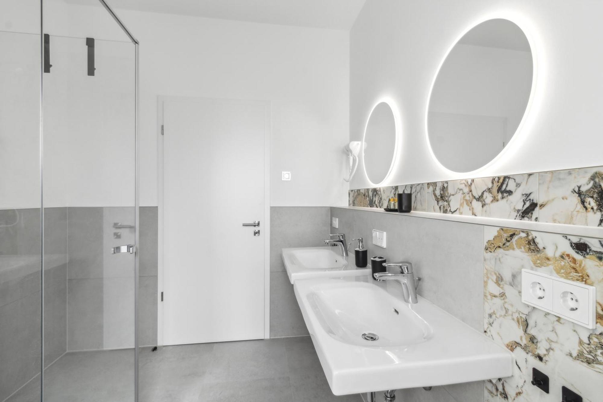 Suite4Me - Moderne Apartments I Kueche I Balkon I Waschmaschine Dietzenbach Exterior foto